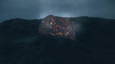 Dünya 'yla çarpıştıktan hemen sonra hala dumanı tüten bir meteorun inanılmaz yakın görüntüsü. Son derece gerçekçi 4K UHD canlandırması.