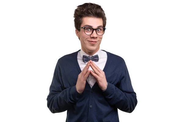 Gözlüklü Kurnaz Genç Adam Parmak Uçlarını Birleştiriyor Beyaz Arka Plana — Stok fotoğraf