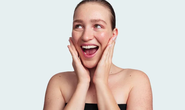 Happy Female Model Touching Clean Clean Skin Face Smiling While — Stock Photo, Image