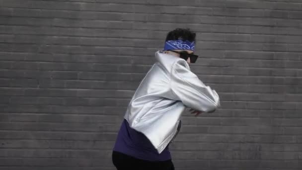 Slow Motion Shot Stylish Man Hip Hop Dancer Dancing Freestyle — Vídeo de Stock
