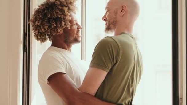Heartwarming Moment Two Gay People Love One Black Curly Man — стоковое видео