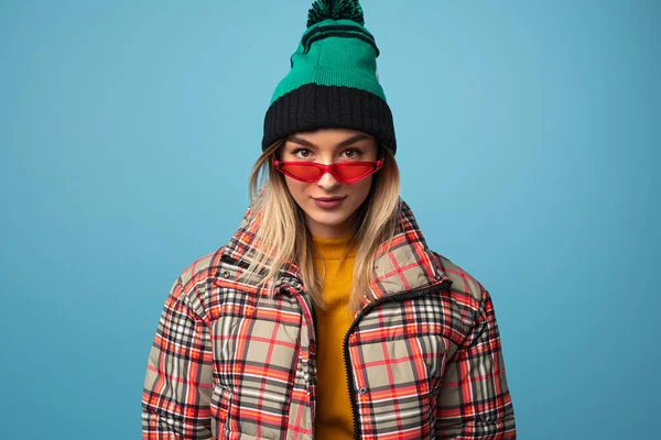 Weird Young Female Trendy Outfit Adjusting Checkered Jacket Looking Camera — Stock Photo, Image