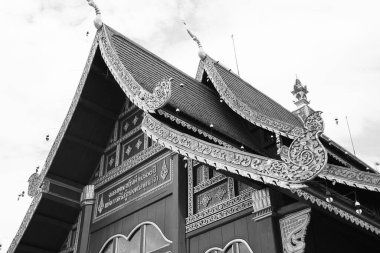 Wat Par Lahan Sai göl turistlerinin en güzel tapınağı 24 Temmuz 2023, Buriram Tayland.