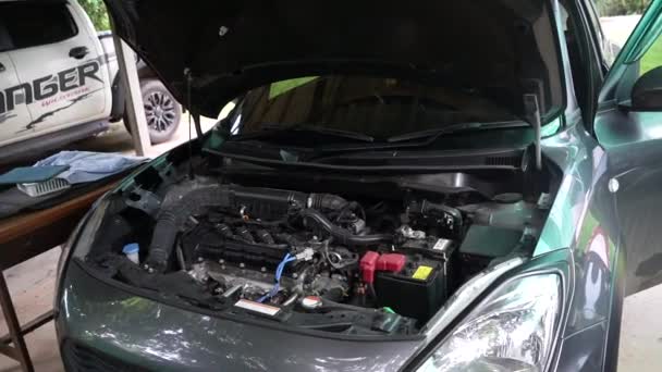 Car Engine Room Swift Car Max Edition White Color Tone — Stock Video