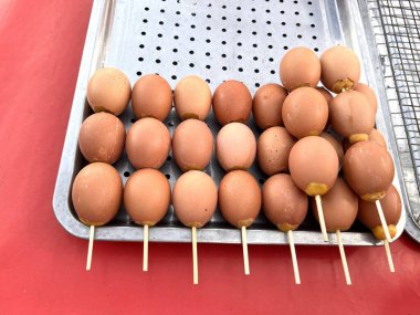  Izgara Egg Songkhrueng, Tayland yemeği..