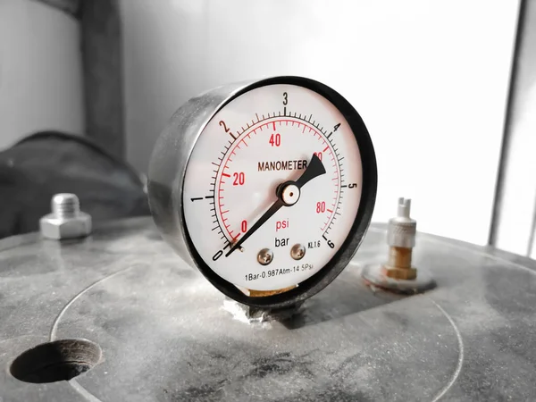 Monometer. pressure meter. Sensor for measuring pressure - pressure gauge.
