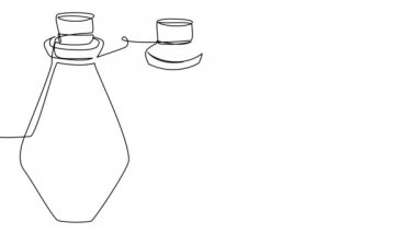 Beyaz ekranda tek bir çizgide renkli sıvıyla kendini çizen 4 şişe. Sihirli iksir konsepti. Alfa kanallı 4k Mystic Whiteboard. Stok video döngüsü.