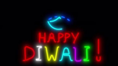 Happy Divali 'nin neon animasyonu siyah ekranda. 4K 'da alfa kanalı olan bir mum ile tatil için stok videosu.