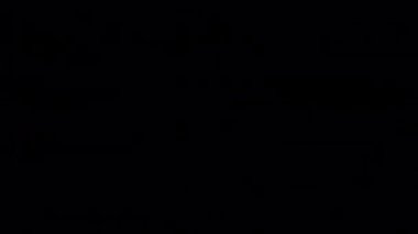 Siyah dişler yeşil ekranı yiyor. Çerçeve değişiklikleri için emme animasyonu. 4K 'da alfa kanallı keskin dikenli bir geçiş videosu..