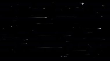 Beyaz küçük çizikler ve siyah ekranda hasar. Retro efekt için eski bir film efekti. 4K 'da alfa kanallı sürtünme ve gürültü dokusu. Üst üste koymak için nostalji videosu yükle.