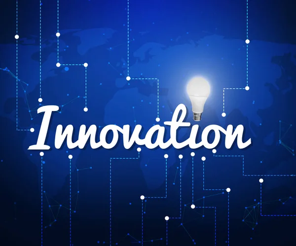 Innovation Typografi Med Glödande Glödlampa Och Futuristiska Blå Tech Bakgrund — Stockfoto