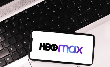 Mobil ve dizüstü bilgisayarlı modern eğlence platformu HBO maax.