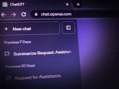 ChatGPT Editörlük arkaplanı bir sekme bilgisayar ekranında açıldı. Al Chatbot aracı kavramı arkaplanı