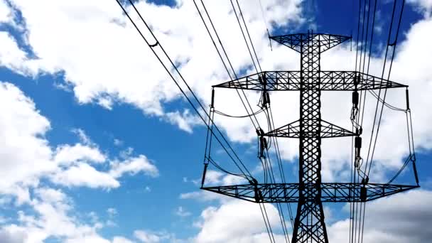 Высоковольтные Силовые Башни Имеют Сложную Стальную Конструкцию Высоковольтные Линии Электропередач — стоковое видео