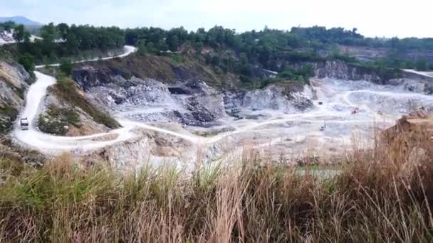 Large Gypsum Mine Thailand Mining Industry Concept — 비디오