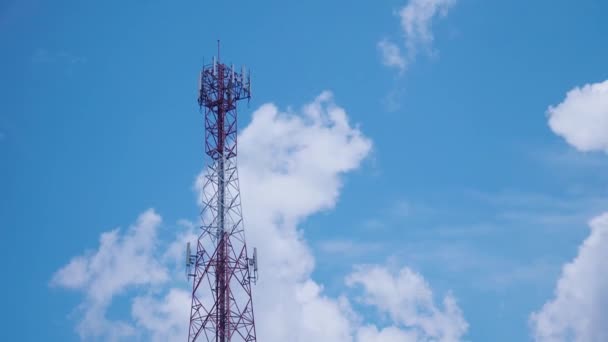 Телефонна Вежа Проти Неба Мобільна Телефонна Вежа — стокове відео