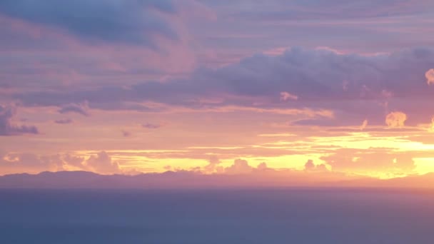 夕阳照在美丽的地平线上 夕阳西下 — 图库视频影像