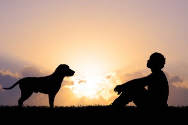 Köpek, insanın en iyi arkadaş konseptidir. Yanında köpek olan çaresiz bir adam imajı.