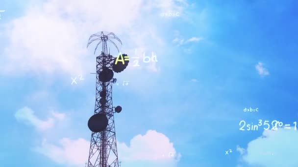 Πύργος Τηλεπικοινωνιών Κεραίες Κεραία Στον Ουρανό Πύργος Κεραίες Κεραία Τηλεφώνου — Αρχείο Βίντεο