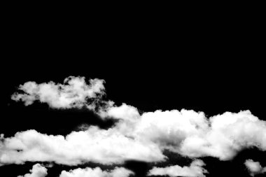 Siyah arkaplanda beyaz bulutlar