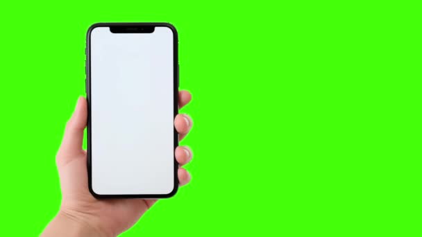 Образец Пустых Экранов Мобильных Телефонов Руках Зеленом Фоне Экрана Вставки — стоковое видео