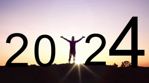 Silueta Hombre Feliz Levantando Las Manos 2024 Signo Feliz Año — Vídeos de Stock