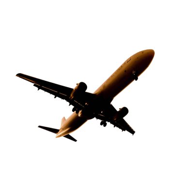 Gökyüzünde süzülen bir uçağın çarpıcı silueti modern havacılığın zarafetini gözler önüne seriyor..