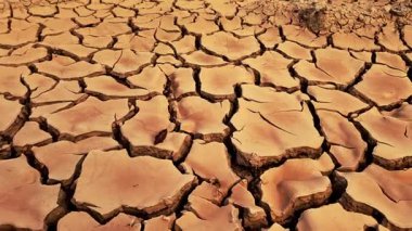 kuru çatlamış toprak dokusu