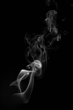 beyaz üzerine siyah duman