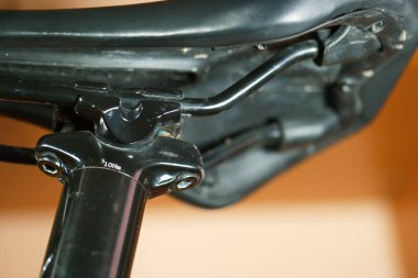 Detaylı bisiklet sporu nakliye motosiklet taşımacılığı yarı araç bisiklet dağı
