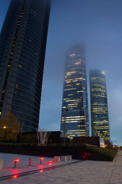 Gökdelen, bina, kule, şehir, kent, kent, tarihi, mimari, ofis, şehir, cam, şehir, manzara, gökyüzü, modern bölge, iş yeri, uzun, sahne,