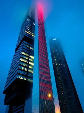 Gökdelen, bina, kule, şehir, kent, kent, tarihi, mimari, ofis, şehir, cam, şehir, manzara, gökyüzü, modern bölge, iş yeri, uzun, sahne,