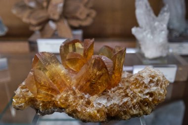 Dünyanın jeoloji mineralleri mineroloji taşı kristal dağ renkleri mücevher desenleri güzel doğal