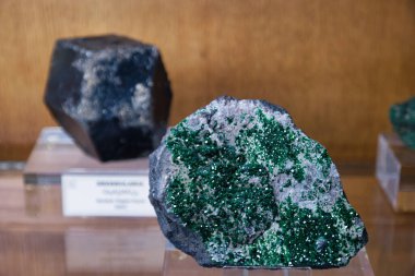 Dünyanın jeoloji mineralleri mineroloji taşı kristal dağ renkleri mücevher desenleri güzel doğal