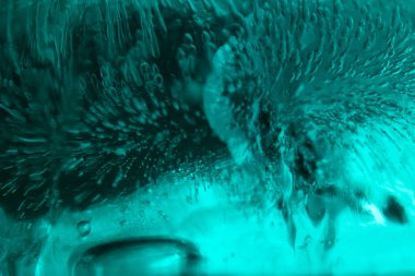 Buz renginde donmuş su buz hava kabarcıkları soyutlama güzel arkaplan deseni şeffaf görüntü