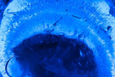 Buz renginde donmuş su buz hava kabarcıkları soyutlama güzel arkaplan deseni şeffaf görüntü