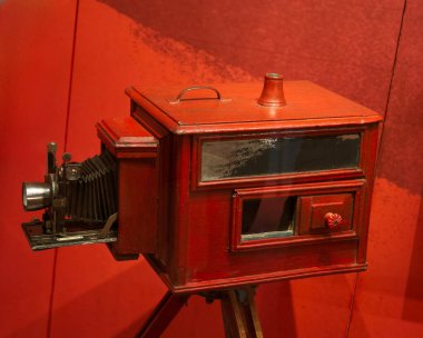 Antik insan kültürüyle ilgili tarihi bir müze eşyası, antik çağlardan kalma yararlı bir eşya.