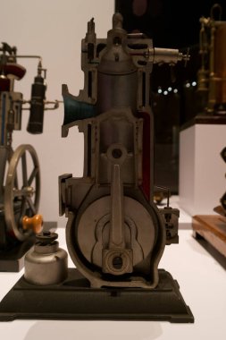 Antik insan kültürüyle ilgili tarihi bir müze eşyası, antik çağlardan kalma yararlı bir eşya.