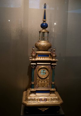 Antik insan kültürüyle ilgili tarihi bir müze eşyası, antik çağlardan kalma yararlı bir eşya.