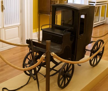 Antik insan kültürüyle ilgili tarihi bir müze eşyası, antik çağlardan kalma yararlı bir eşya.