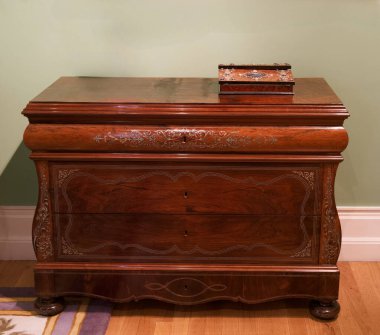 Antik insan kültürüyle ilgili tarihi bir müze eşyası, antik çağlardan kalma yararlı bir eşya.