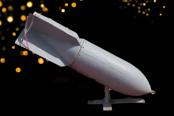 20世紀のアンティーク航空兵器 軍事戦略爆発装置 — ストック写真