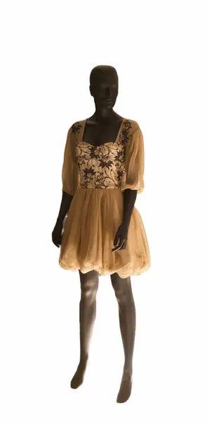 10. yüzyıldan kalma eski moda terzilik.