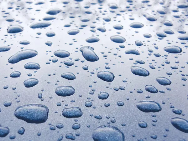 Islak araba gövdesinden yapılmış güzel bir arka plan