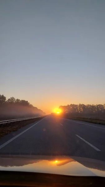 Sonnenaufgang Aus Dem Auto — Stockfoto