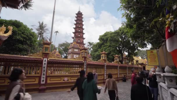 Ханой Єтнам Січень 2023 Вірні Тран Куок Пагода Найстарішому Буддистському — стокове відео