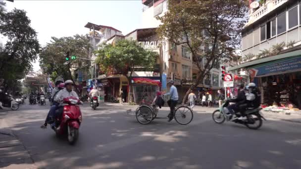 Hanoi Vietnam Januari 2023 Den Kaotiska Trafiken Gatorna Stadens Centrum — Stockvideo