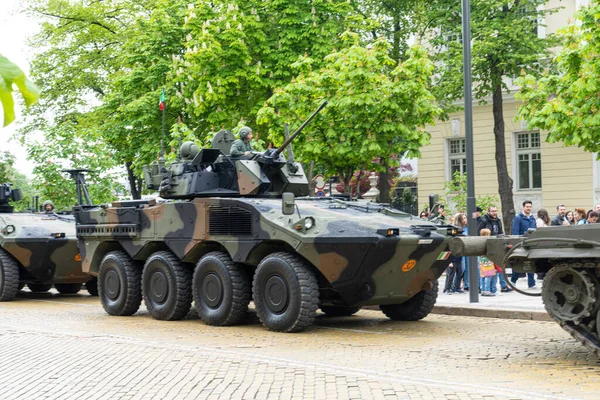 Sofia Bulgária Maio 2023 Veículos Militares Blindados Italianos Alinhados Para — Fotografia de Stock