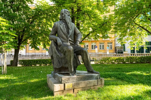 Sofia Bulgária Maio 2023 Estátua Vladimir Dimitrov Maistora Criada 1972 — Fotografia de Stock