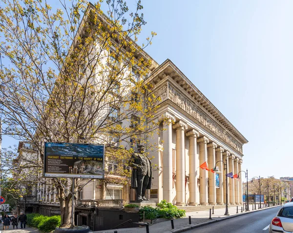 ブルガリアのソフィア 5月20日市内中心部のオペラ座とバレエ ソフィア劇場のファサードのビュー — ストック写真
